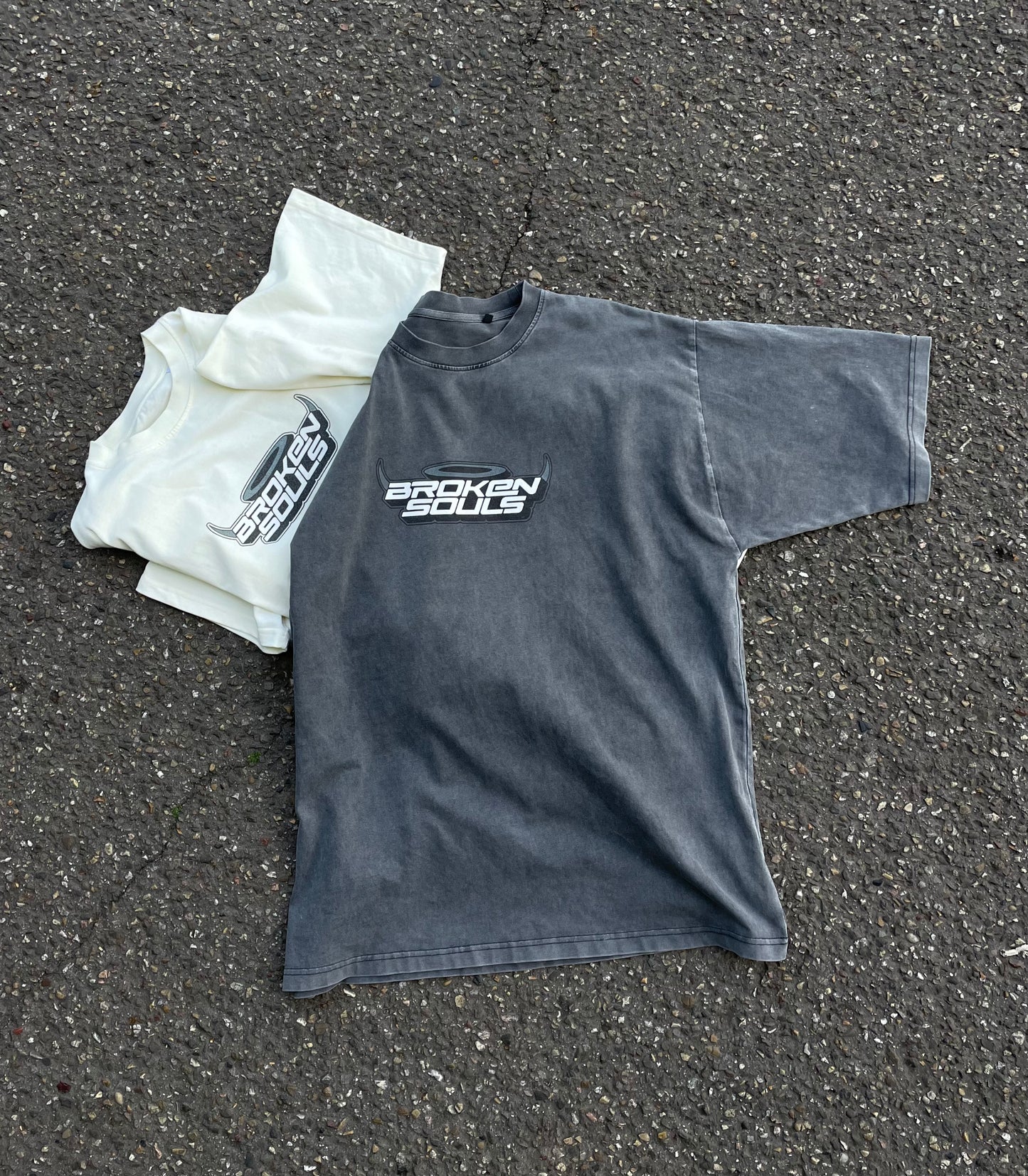 LOGO TEE